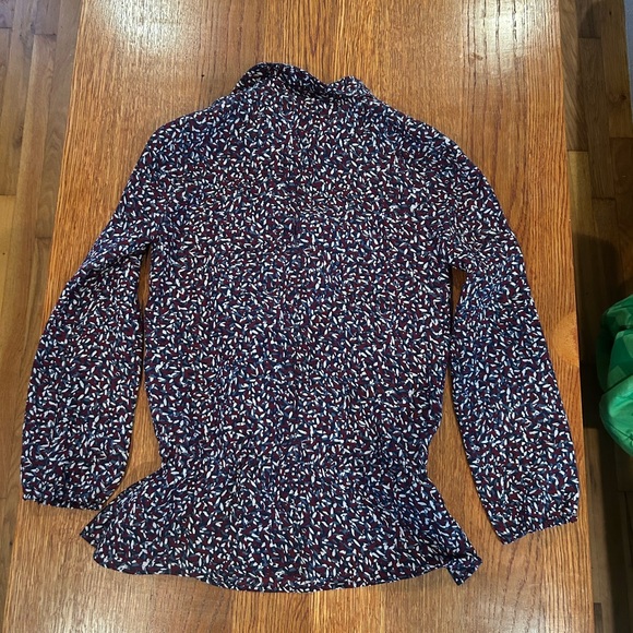 Tory Burch Pleated Detail Shirt – Style 163363100 – Size 2 (see all photos) - Picture 3 of 4